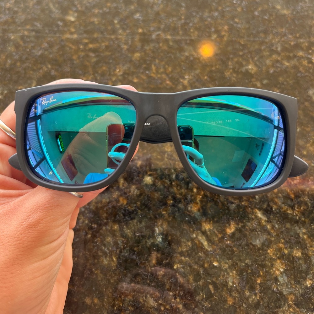 Ray-Ban Justin Sunglasses